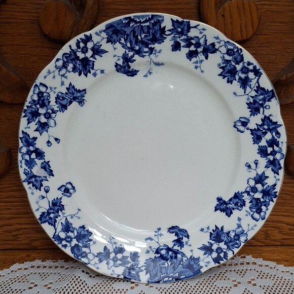 Antique John Maddock & Sons England "Oakland Blue" Blue Transfer Luncheon Plate - Picture 1 of 3